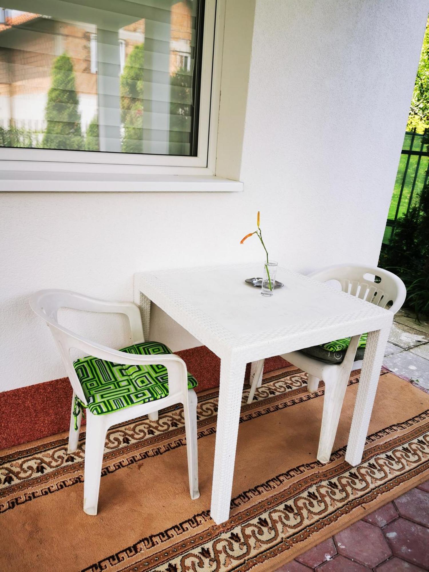 סראייבו Rest & Recharge 4Bdr Apt- Free Parking, Ac & Garden מראה חיצוני תמונה